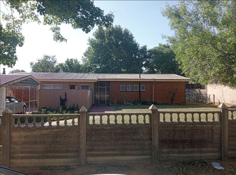 4 Bedroom Property for Sale in Sasolburg Ext 5 Free State